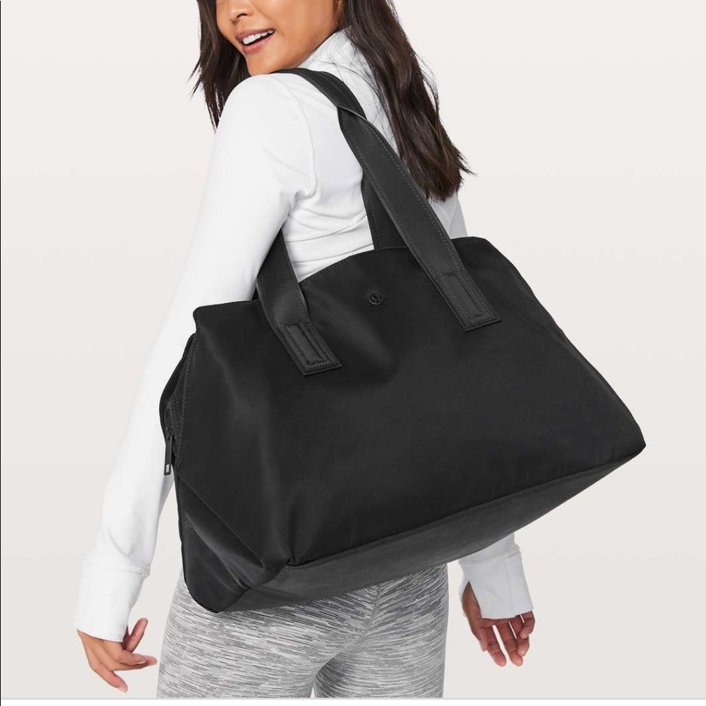 Lululemon Go Getter Bag
